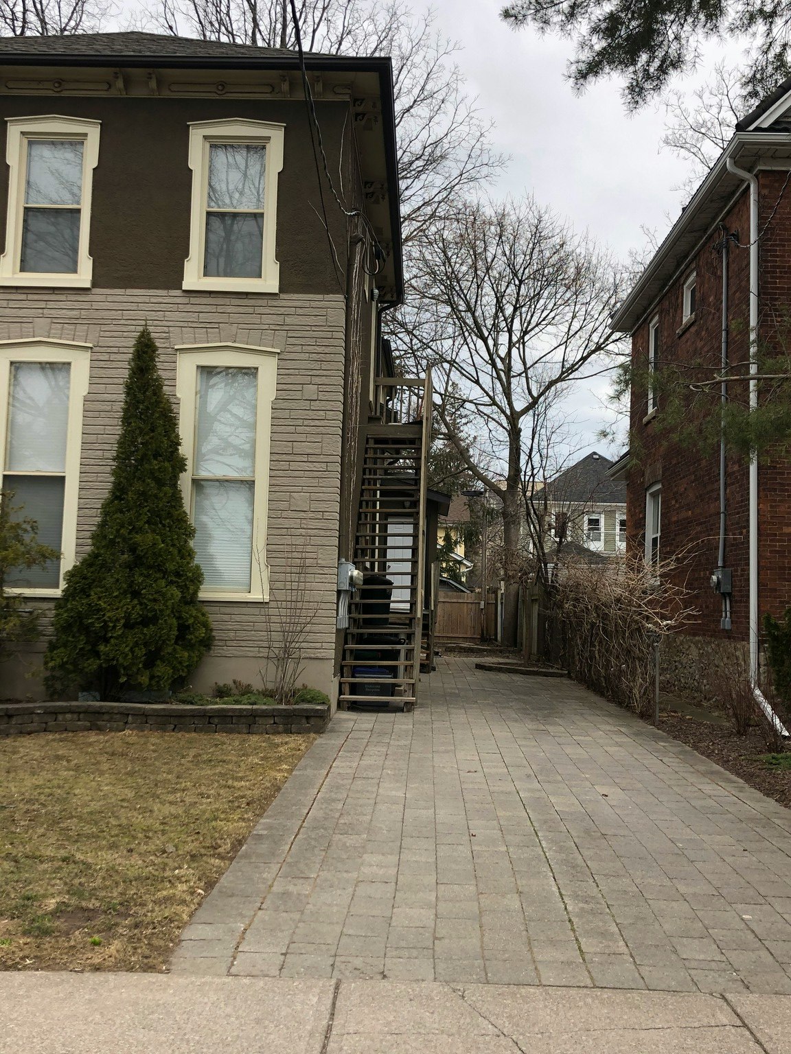 20 Montebello Place, St. Catharines, ON, L2R 6B6 - 9