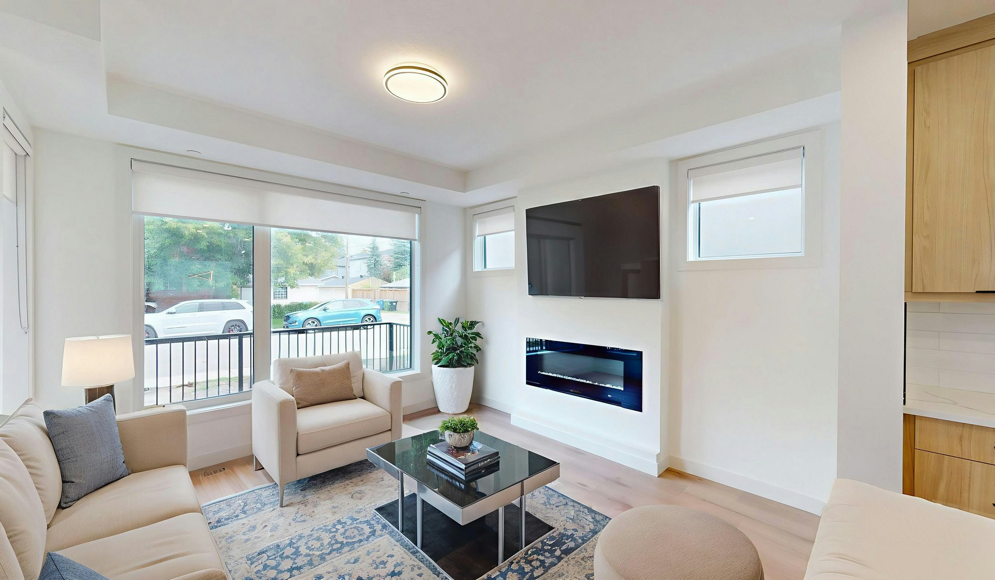 3331A-3331 19 Avenue Southwest, Calgary, AB, T3E 7T6