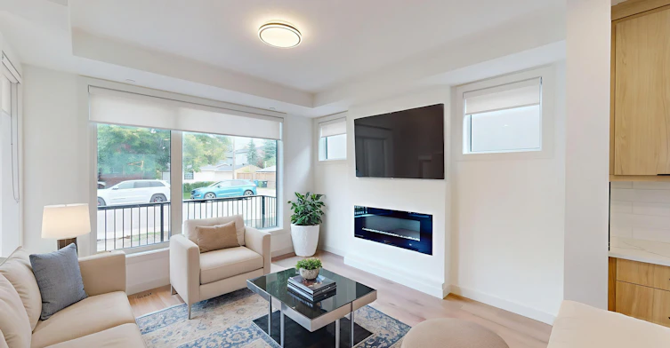 3331A-3331 19 Avenue Southwest, Calgary, AB, T3E 7T6