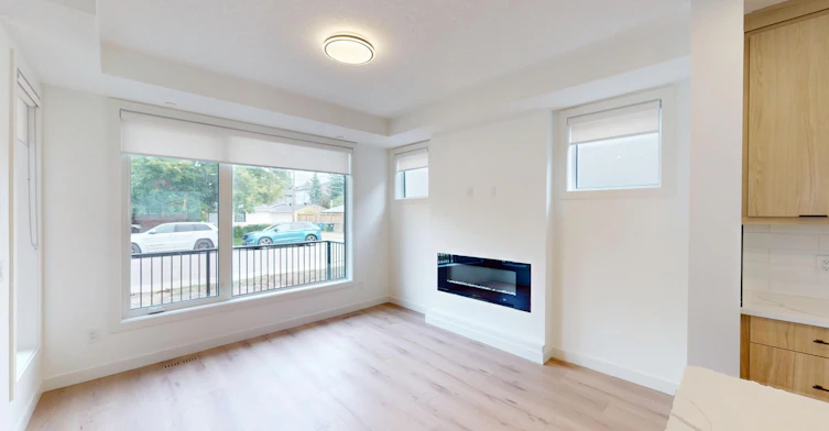 3331A-3331 19 Avenue Southwest, Calgary, AB, T3E 7T6 - 8
