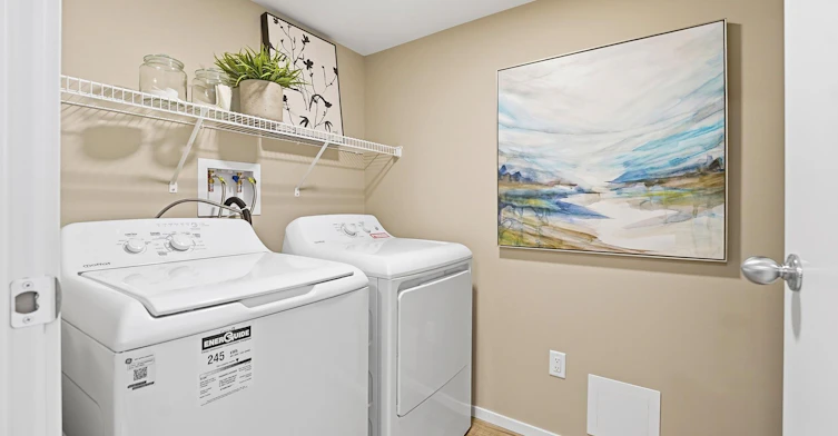 5260 65 Avenue, Olds, AB, T4H 0A5 - 9