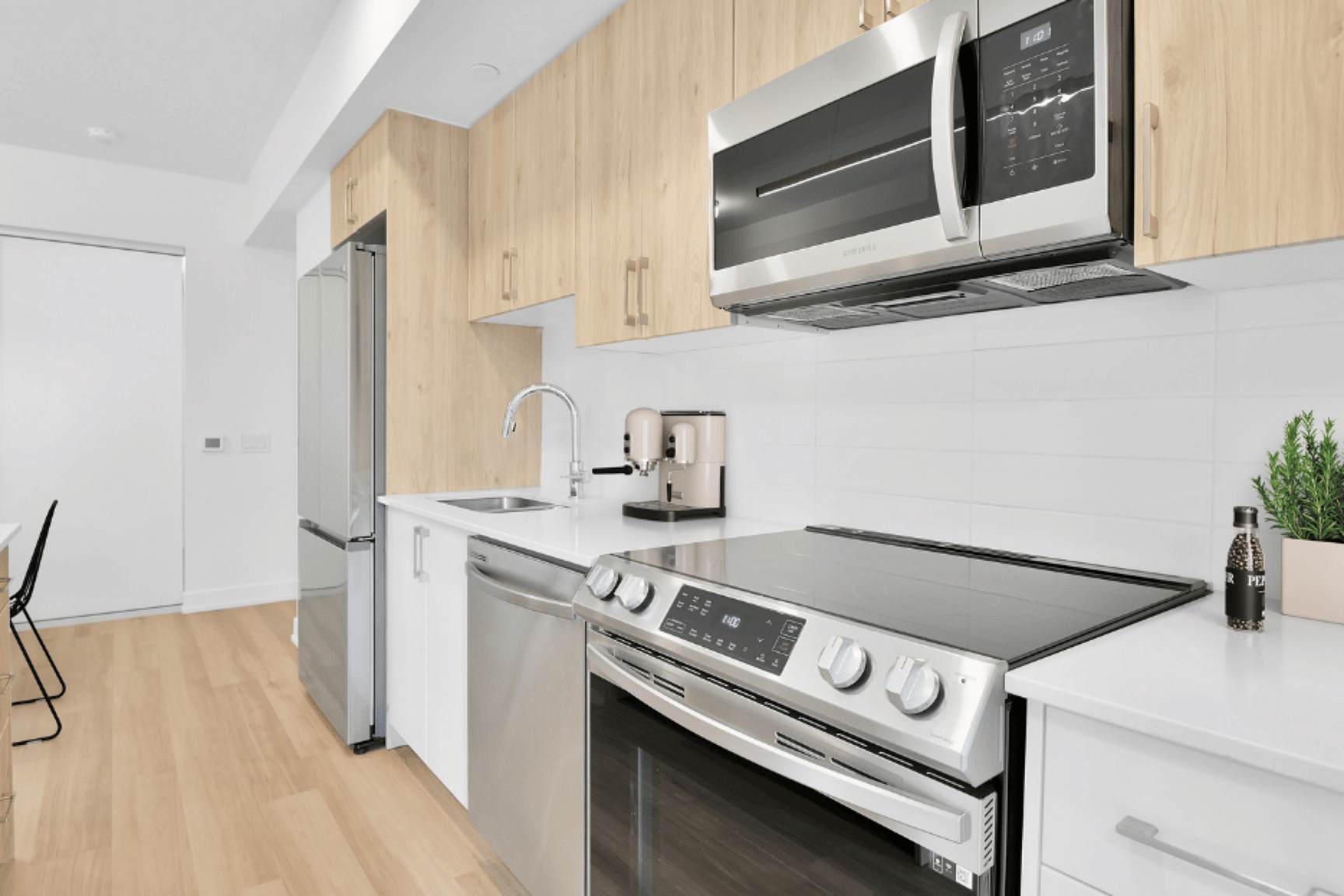 103-99 Fifth Avenue, Ottawa, ON, K1S 5K4 - 2
