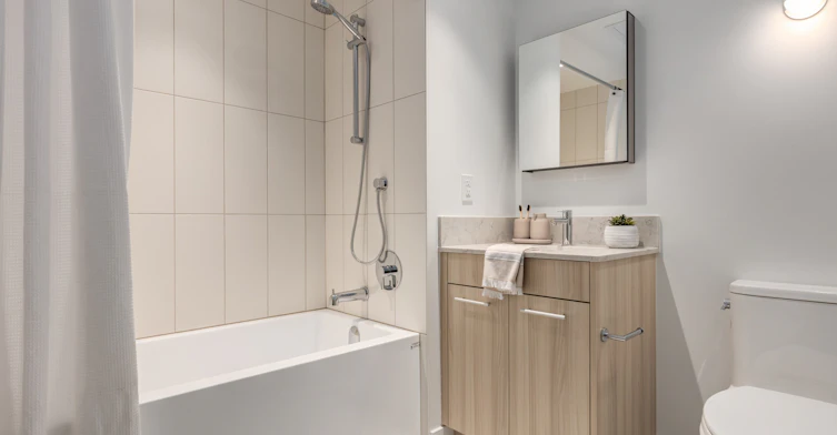 126 E 21st Street, North Vancouver, BC, V7M 2K7 - 8