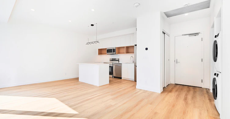 665 8 Street Southwest, Calgary, AB, T2P 3K7