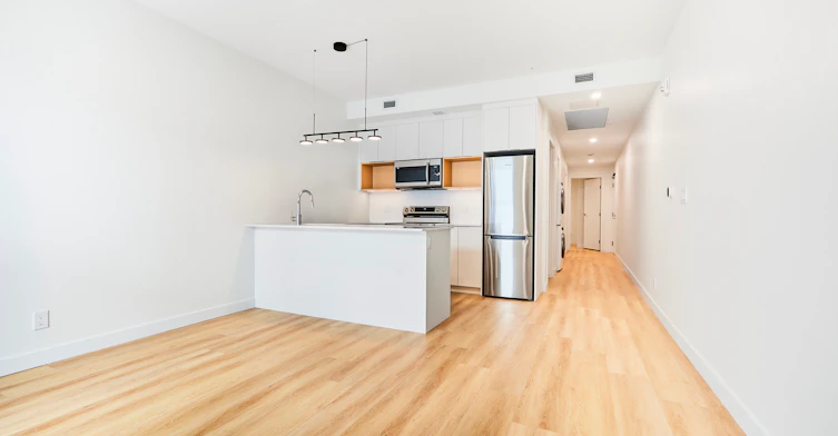 665 8 Street Southwest, Calgary, AB, T2P 3K7