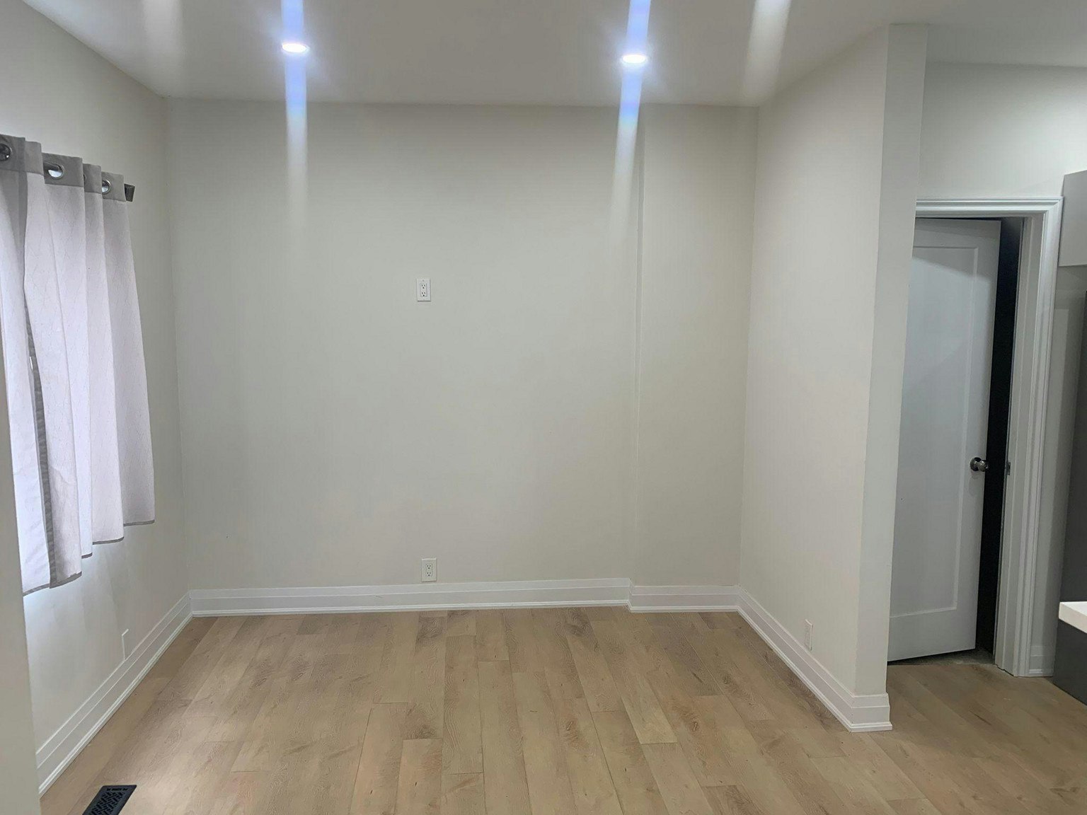 126 Evans Street, Hamilton, ON, L8L 1W7 - 11