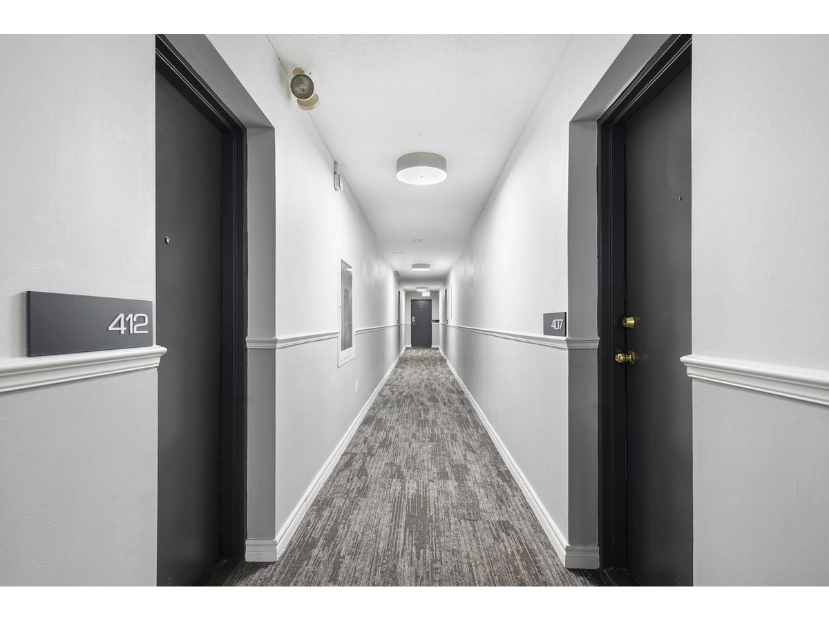 803-3045 Queen Frederica Drive, Mississauga, ON, L4Y 3A2 - 9