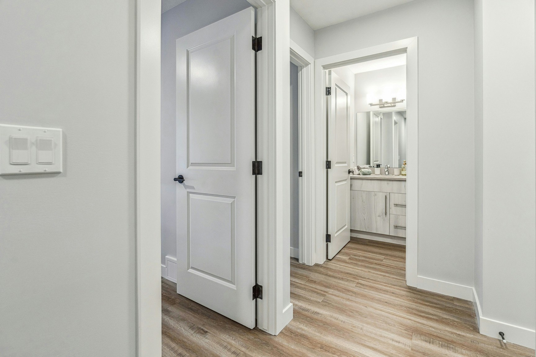 208-9A Bayside Place, Strathmore, AB, T1P 2J6 - 8