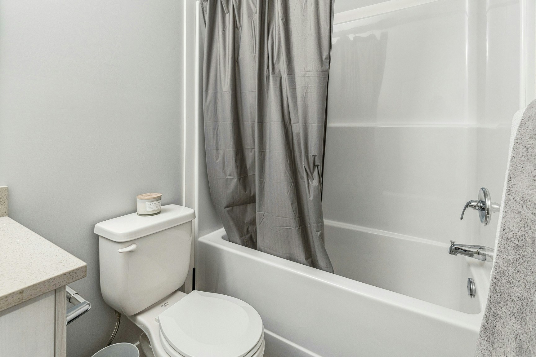 208-9A Bayside Place, Strathmore, AB, T1P 2J6 - 3