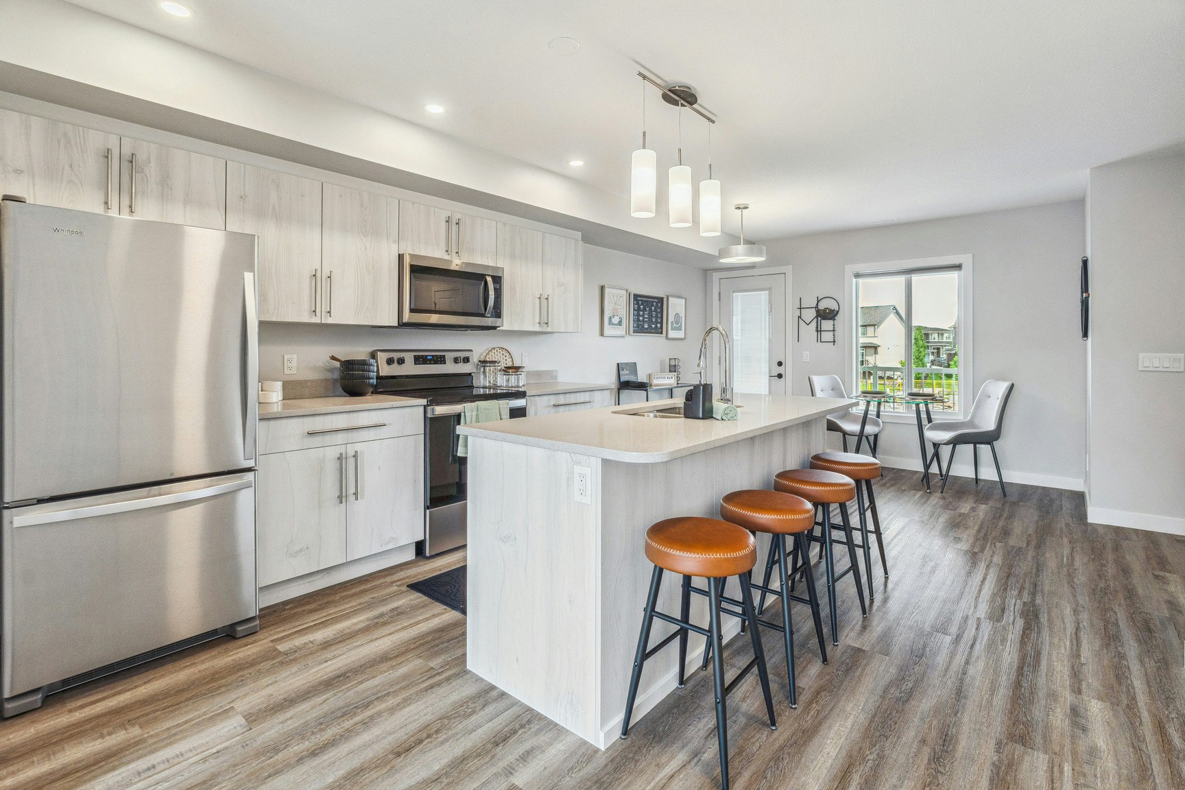 208-9A Bayside Place, Strathmore, AB, T1P 2J6