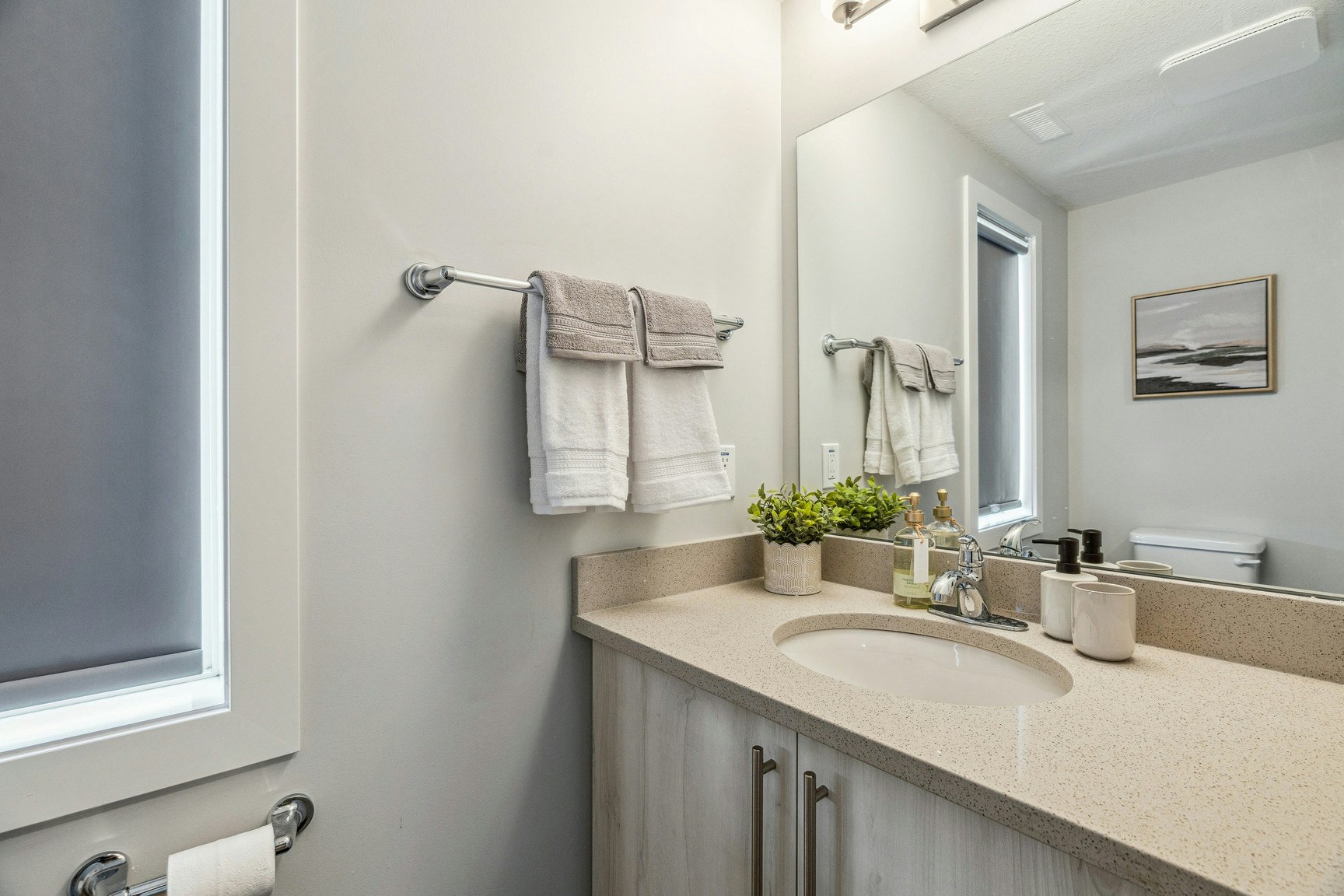208-9A Bayside Place, Strathmore, AB, T1P 2J6 - 2