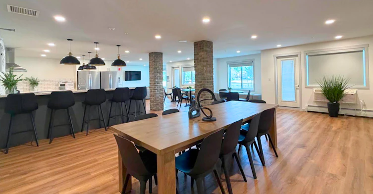 101-8610 159 Street Northwest, Edmonton, AB, T5R 5Z9 - 29