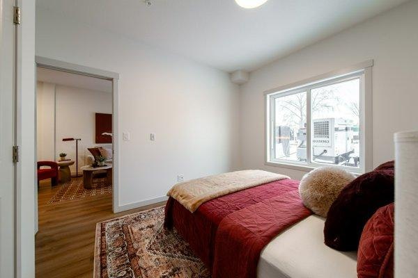 111-8610 159 Street Northwest, Edmonton, AB, T5R 5Z9 - 12