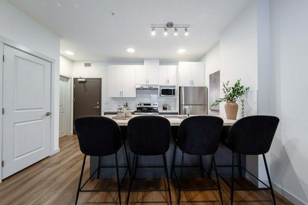 120-8610 159 Street Northwest, Edmonton, AB, T5R 5Z9 - 6