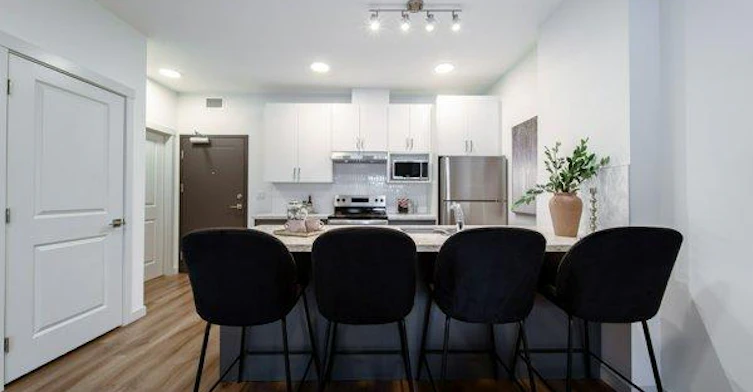 120-8610 159 Street Northwest, Edmonton, AB, T5R 5Z9 - 6