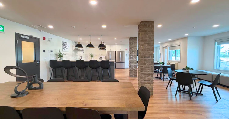 132-8610 159 Street Northwest, Edmonton, AB, T5R 5Z9 - 43