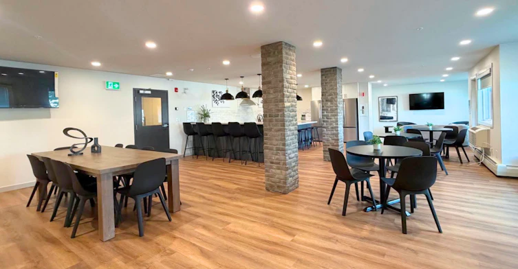 134-8610 159 Street Northwest, Edmonton, AB, T5R 5Z9 - 35