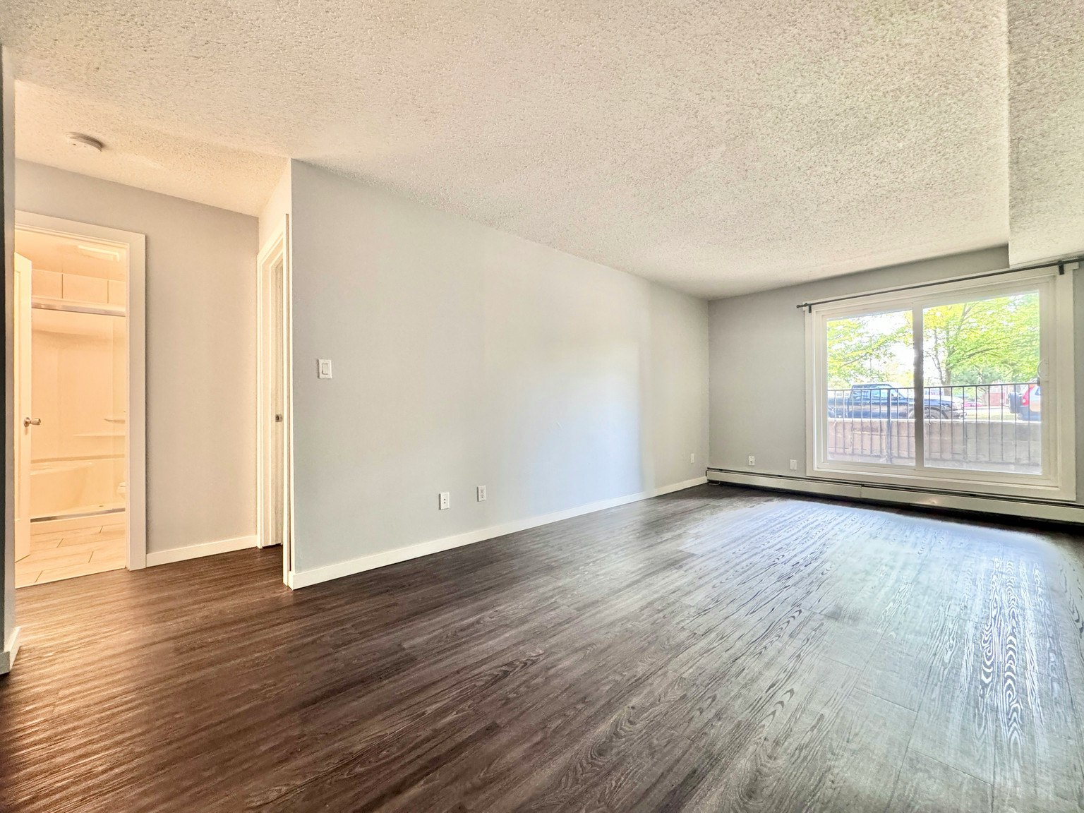 3-11824 86 Street Northwest, Edmonton, AB, T5B 3K1 - 59