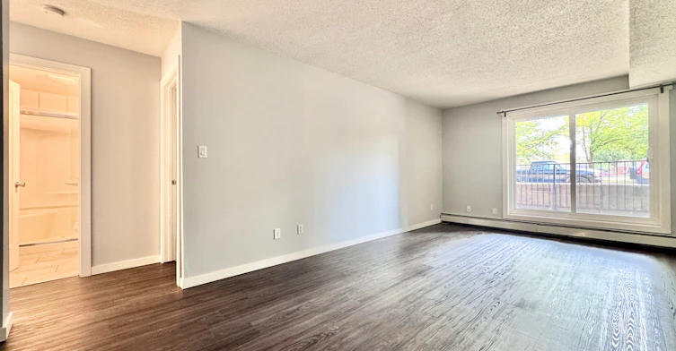 3-11824 86 Street Northwest, Edmonton, AB, T5B 3K1 - 59