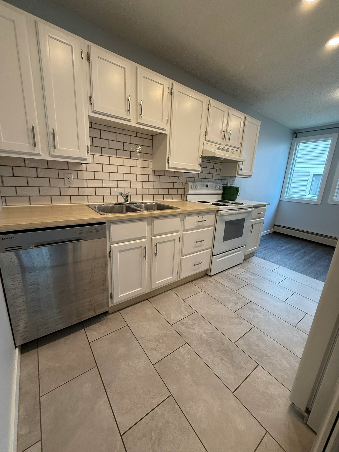 3-11824 86 Street Northwest, Edmonton, AB, T5B 3K1 - 16