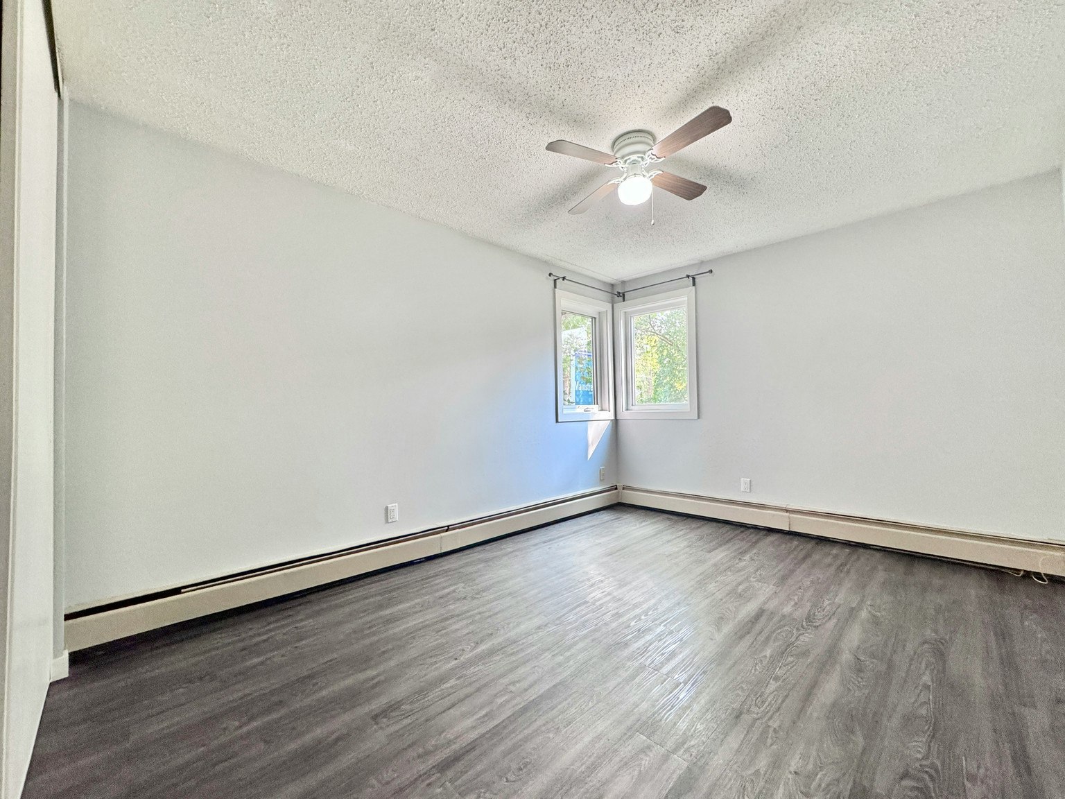3-11824 86 Street Northwest, Edmonton, AB, T5B 3K1 - 51