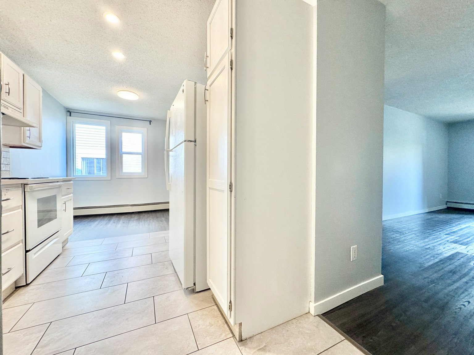 3-11824 86 Street Northwest, Edmonton, AB, T5B 3K1 - 55