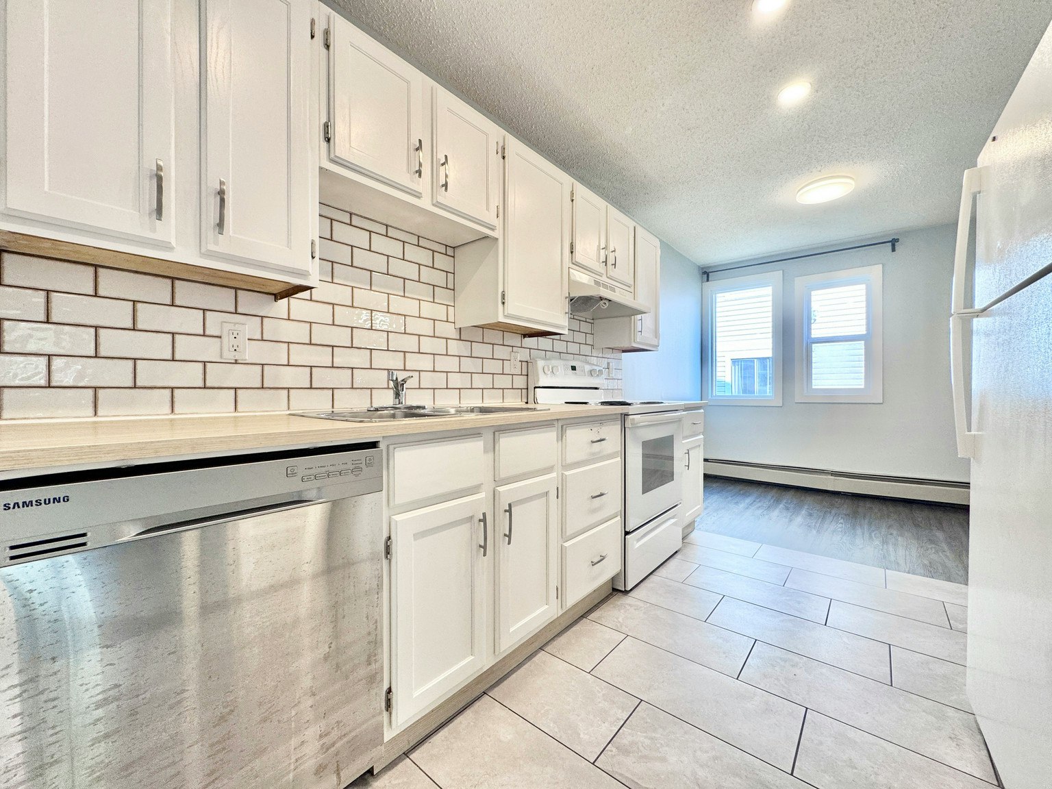 3-11824 86 Street Northwest, Edmonton, AB, T5B 3K1 - 58