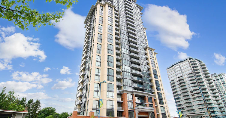 2002-10777 University Drive, Surrey, BC, V3T 0E7 - 2