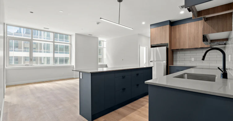 305-736 8 Avenue Southwest, Calgary, AB, T2P 1H4 - 12