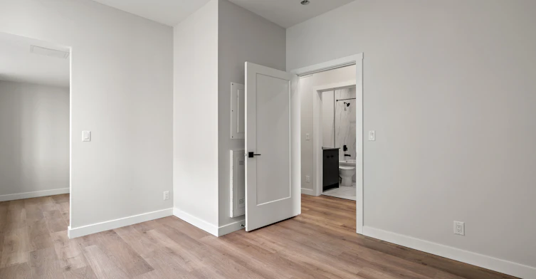 1104-736 8 Avenue Southwest, Calgary, AB, T2P 1H4 - 7