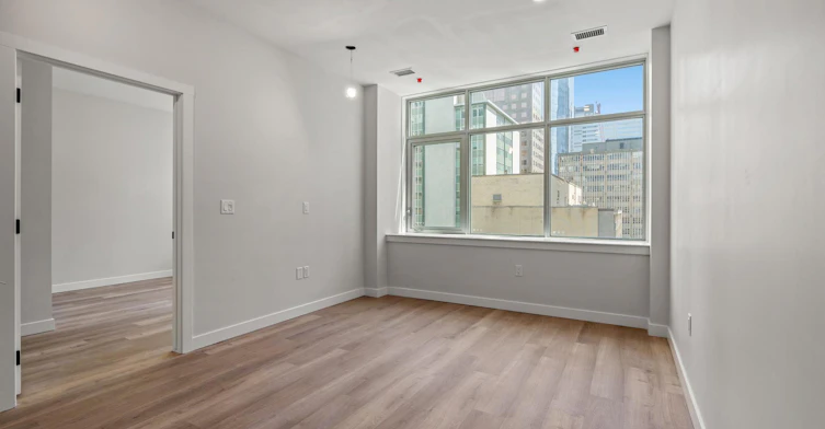 710-736 8 Avenue Southwest, Calgary, AB, T2P 1H4 - 5