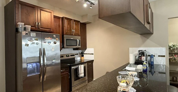 114-11935 Burnett Street, Maple Ridge, BC, V2X 9A9 - 2