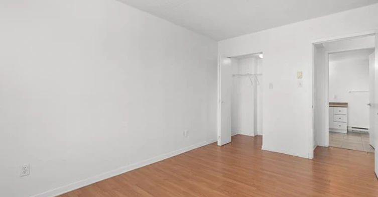 1750 Lévesque Boulevard Est, Laval, QC, H7G 1E3 - 11