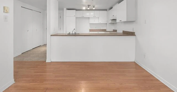 1750 Lévesque Boulevard Est, Laval, QC, H7G 1E3