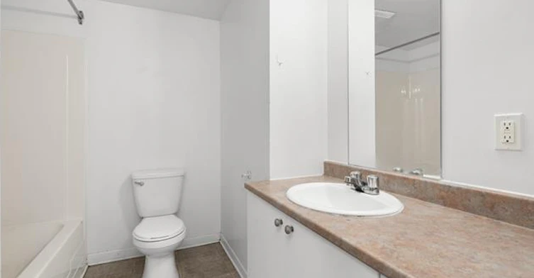 1750 Lévesque Boulevard Est, Laval, QC, H7G 1E3 - 12