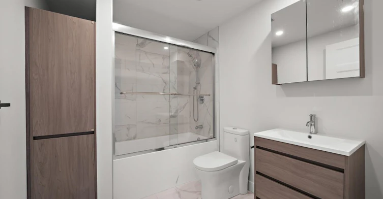 205-6311 Gouin Boulevard Ouest, Montréal, QC, H4K 1A7 - 3