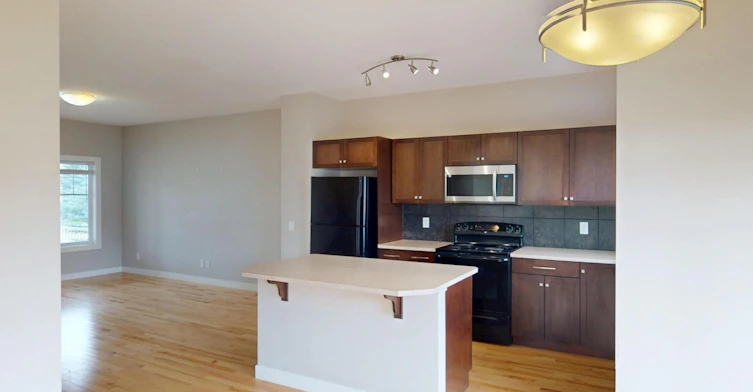 75 Royal Oak Drive NW, Calgary, AB, T3G 5R4 - 3