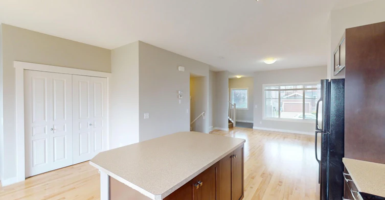 75 Royal Oak Drive NW, Calgary, AB, T3G 5R4 - 2
