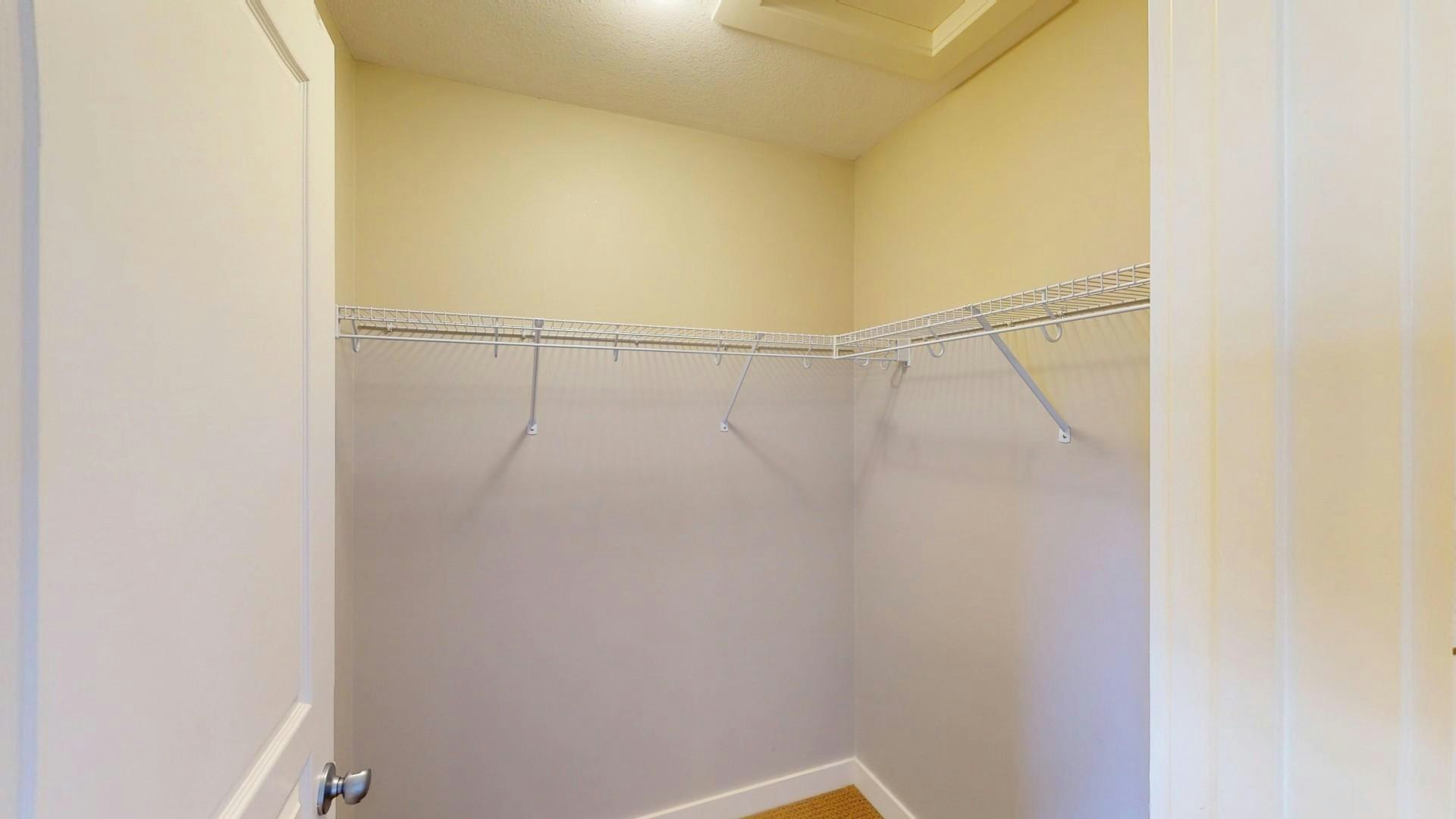 75 Royal Oak Drive NW, Calgary, AB, T3G 5R4 - 8