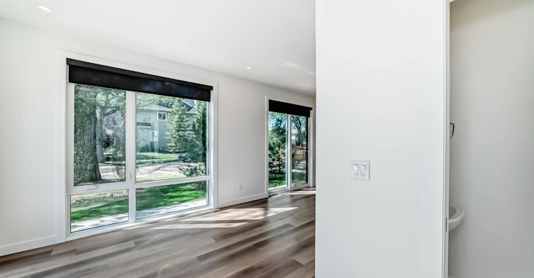 7724 105 Avenue, Edmonton, AB, T6A 3L6 - 6