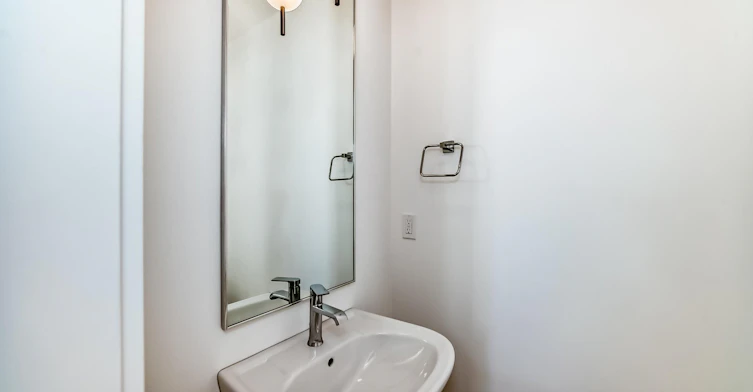 7724 105 Avenue, Edmonton, AB, T6A 3L6 - 22