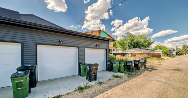 7724 105 Avenue, Edmonton, AB, T6A 3L6 - 62