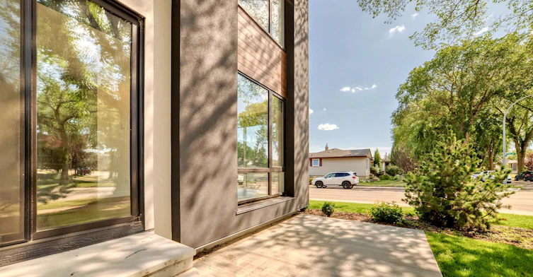 7724 105 Avenue, Edmonton, AB, T6A 3L6 - 16