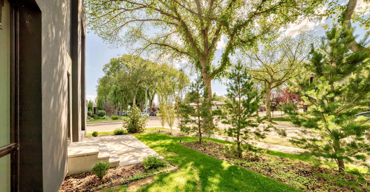 7724 105 Avenue, Edmonton, AB, T6A 3L6 - 49