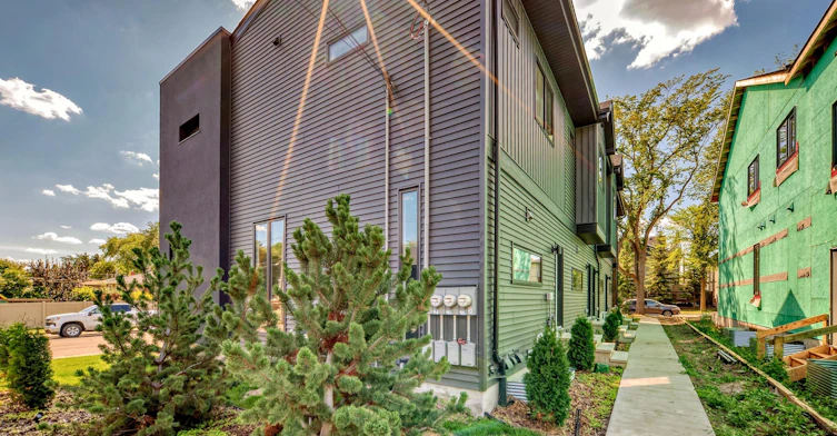 7724 105 Avenue, Edmonton, AB, T6A 3L6 - 53