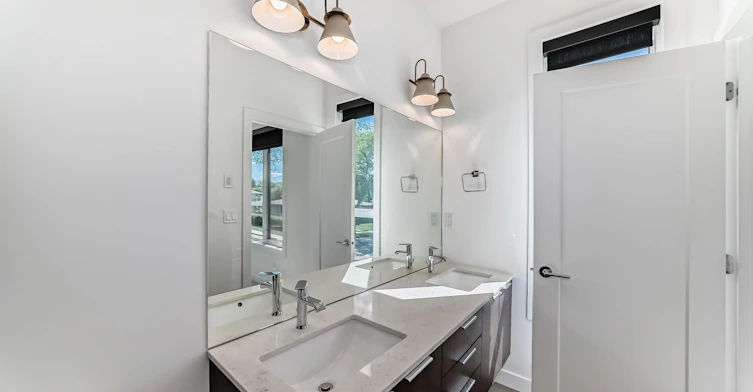7724 105 Avenue, Edmonton, AB, T6A 3L6 - 31