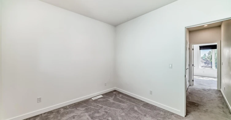 7724 105 Avenue, Edmonton, AB, T6A 3L6 - 38