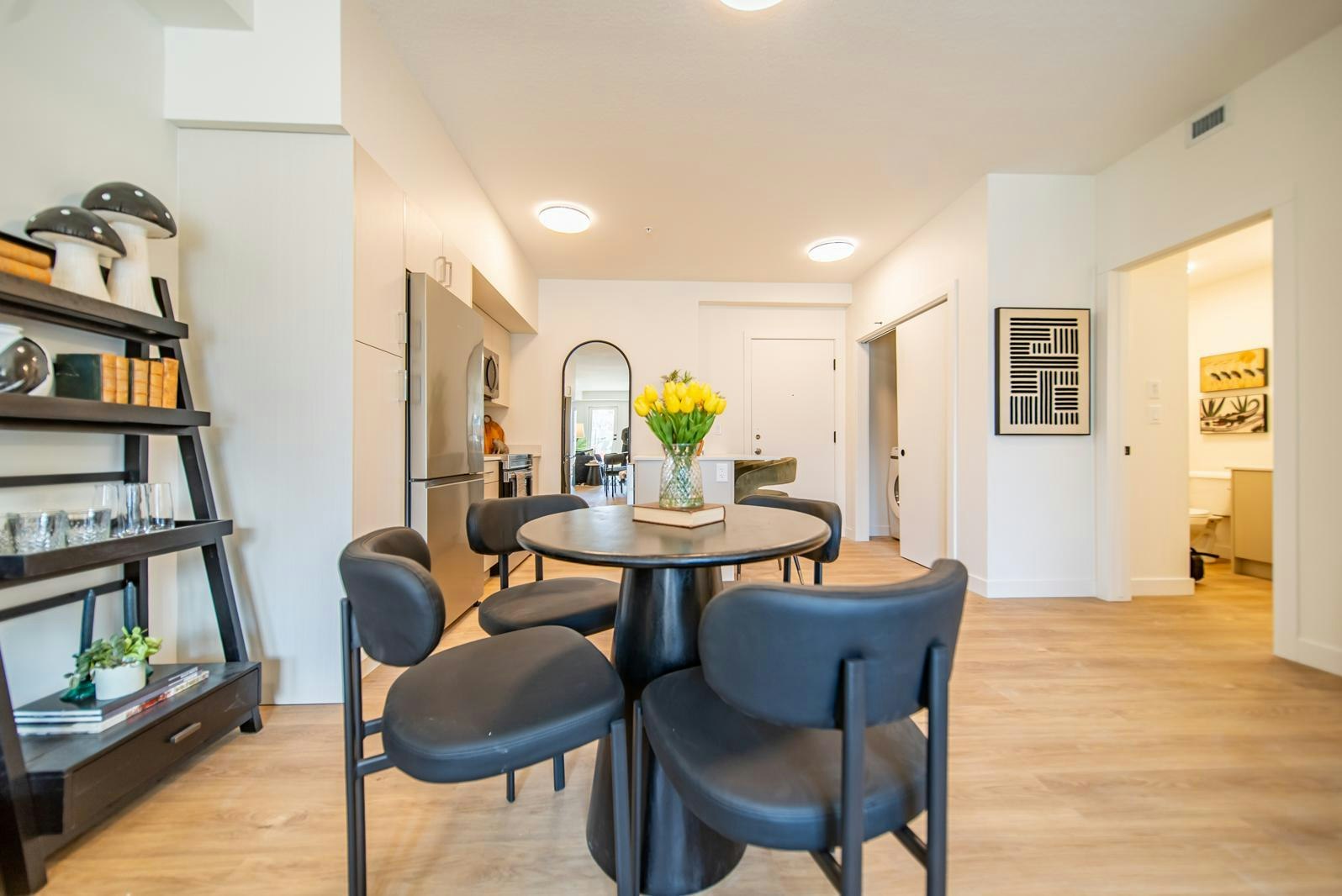 103-2040 37 Street Southwest, Calgary, AB, T3E 3A6 - 13