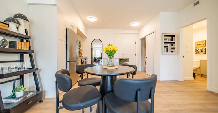 103-2040 37 Street Southwest, Calgary, AB, T3E 3A6 - 13