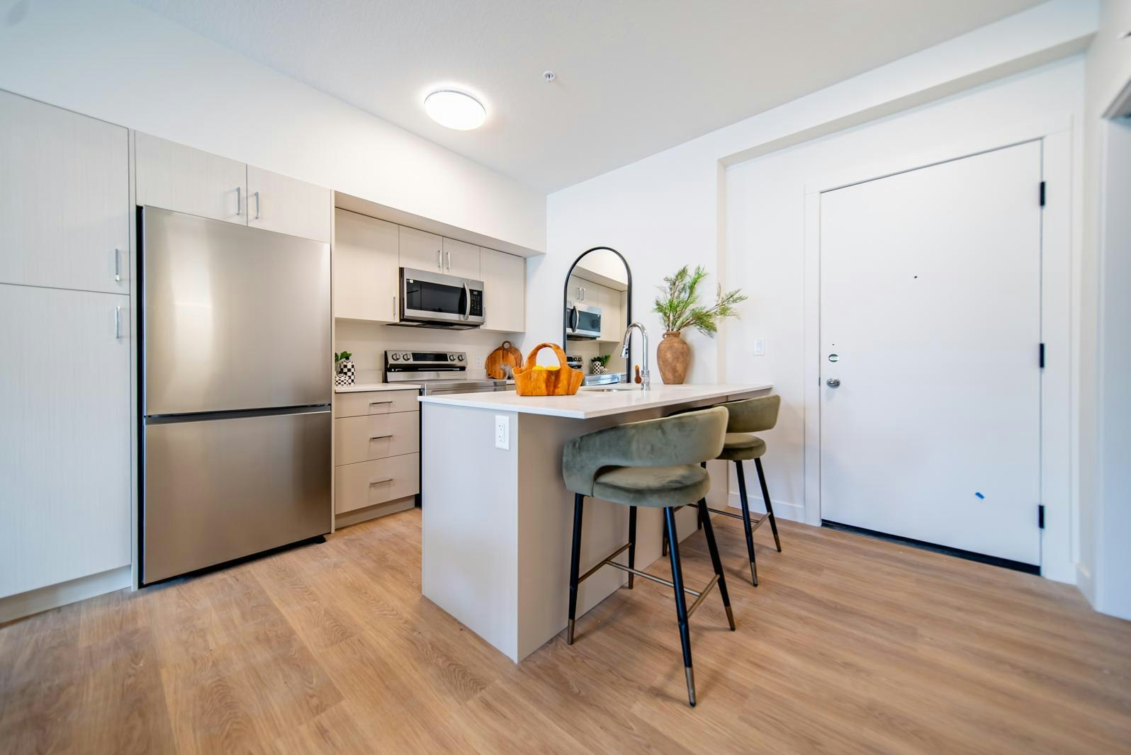 103-2040 37 Street Southwest, Calgary, AB, T3E 3A6 - 3